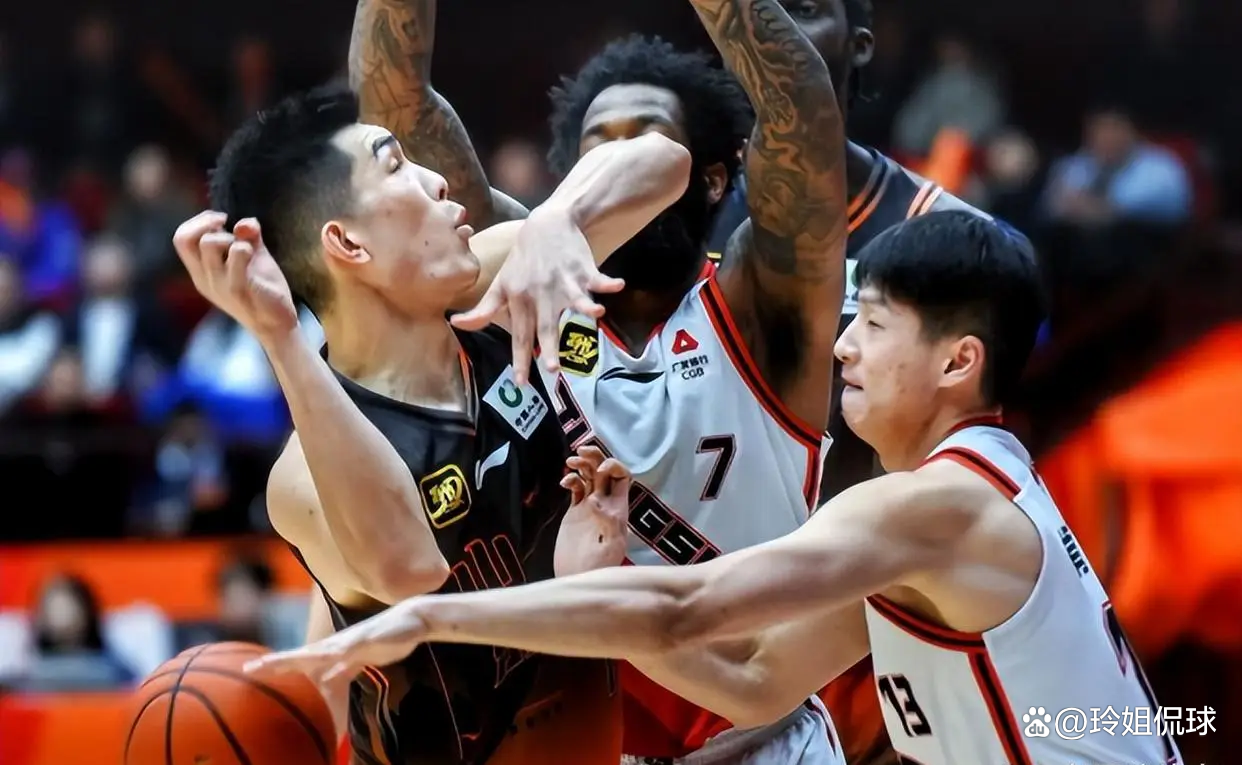 星空体育app-意甲赛后走向成谜，山东男篮状态回暖，球迷炸锅，资深球员宣示担当的简单介绍-星空体育app